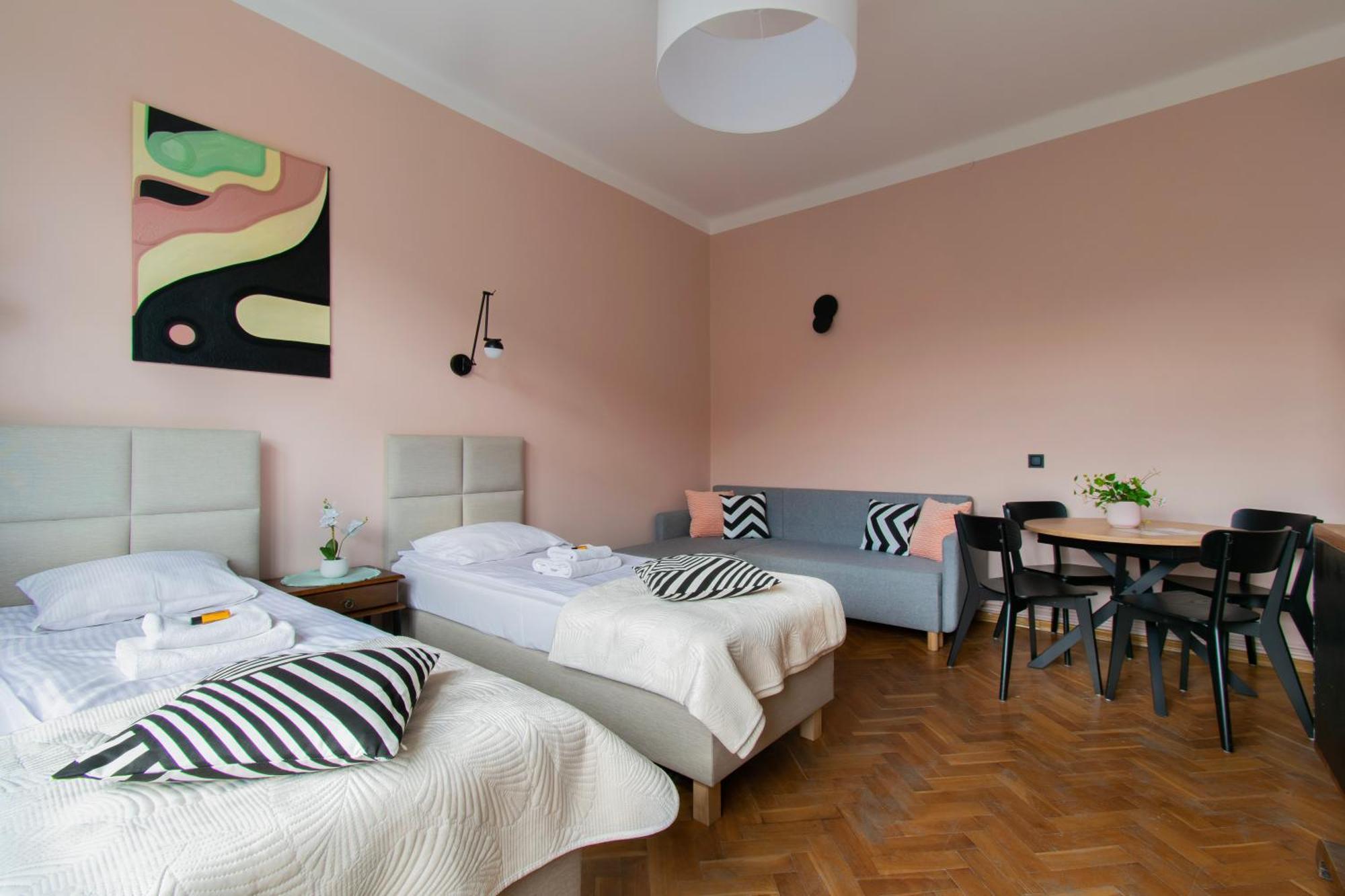 Central Apartments Warszawska Street Краків Екстер'єр фото