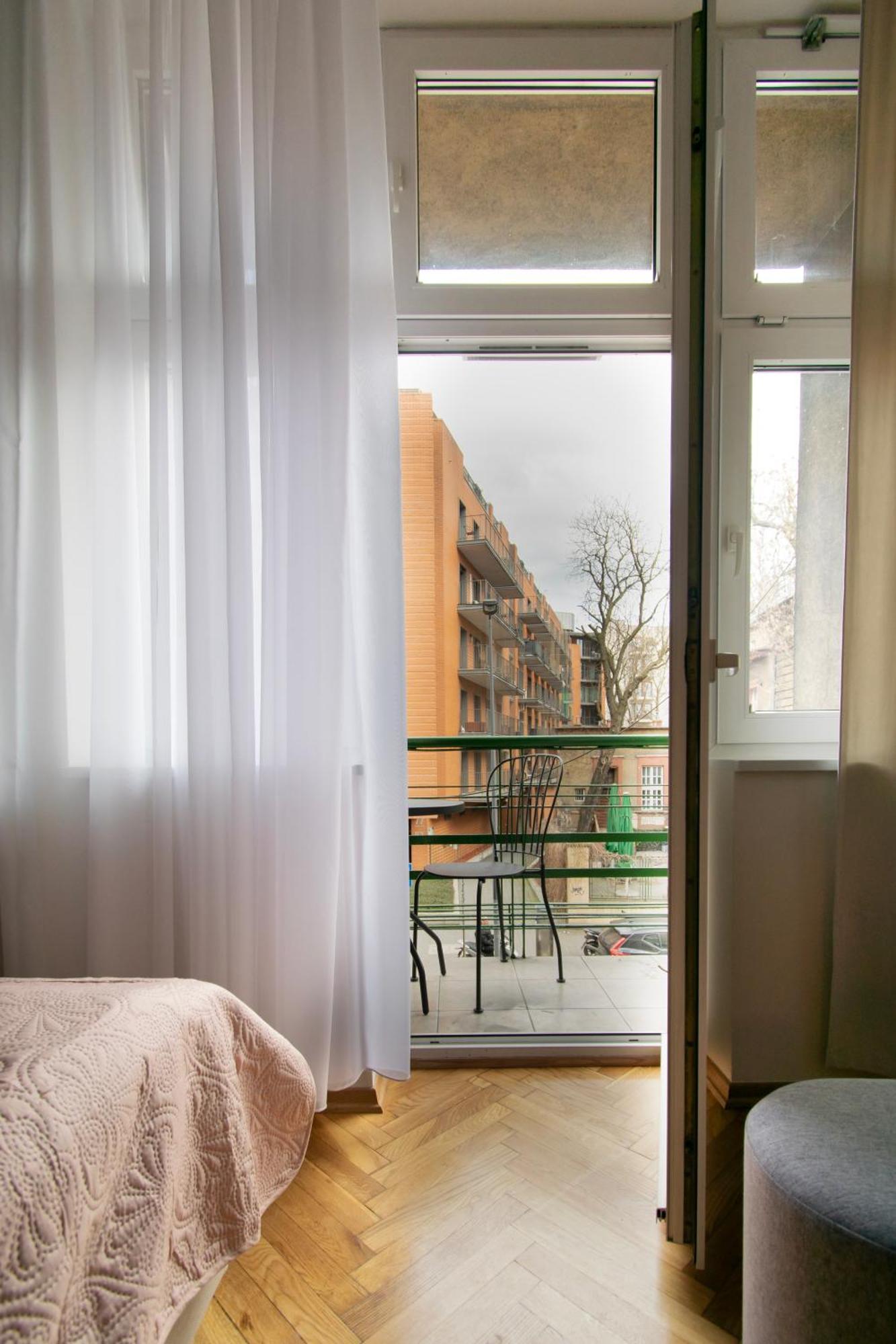 Central Apartments Warszawska Street Краків Екстер'єр фото