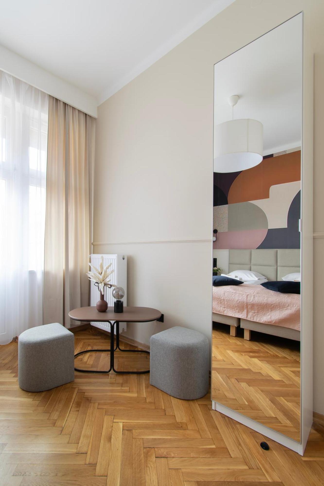 Central Apartments Warszawska Street Краків Екстер'єр фото